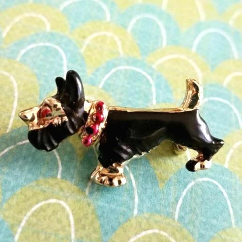 vintage Scotty dog pin brooch scotch Scottish terrier puppy
